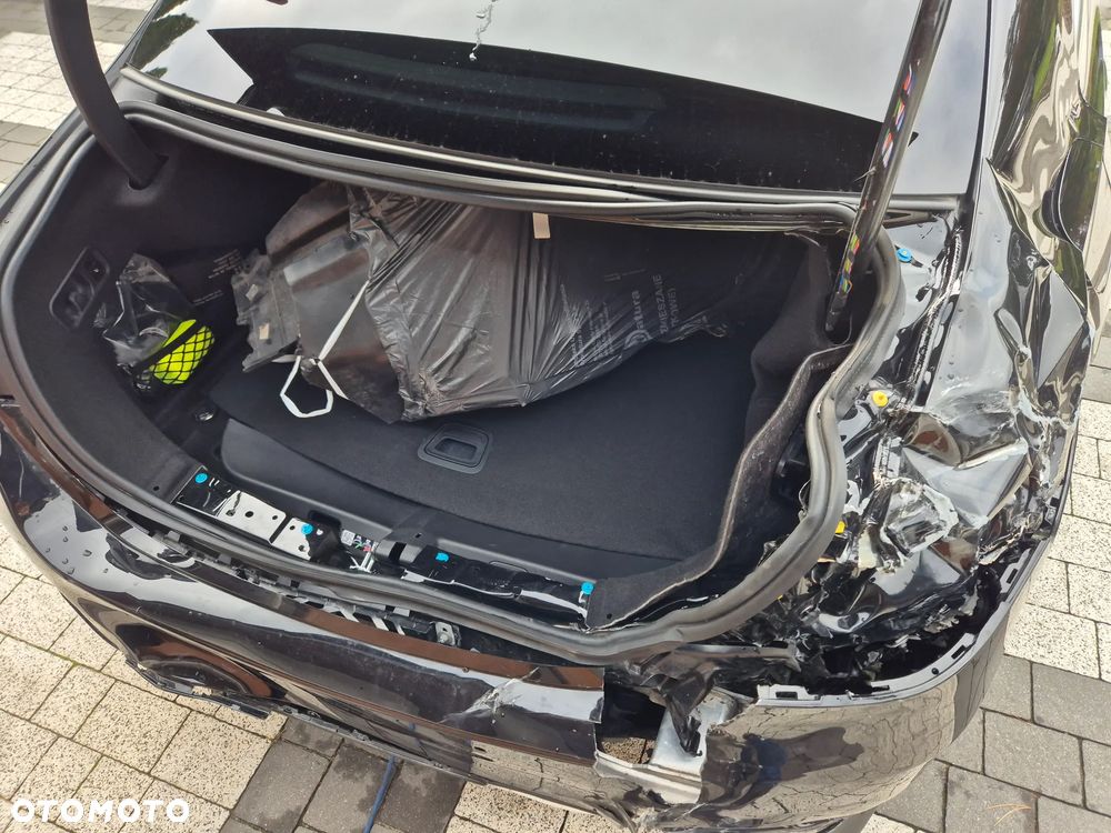 Mercedes-Benz Klasa E 220 d 4-Matic AMG/Avantgarde - 21