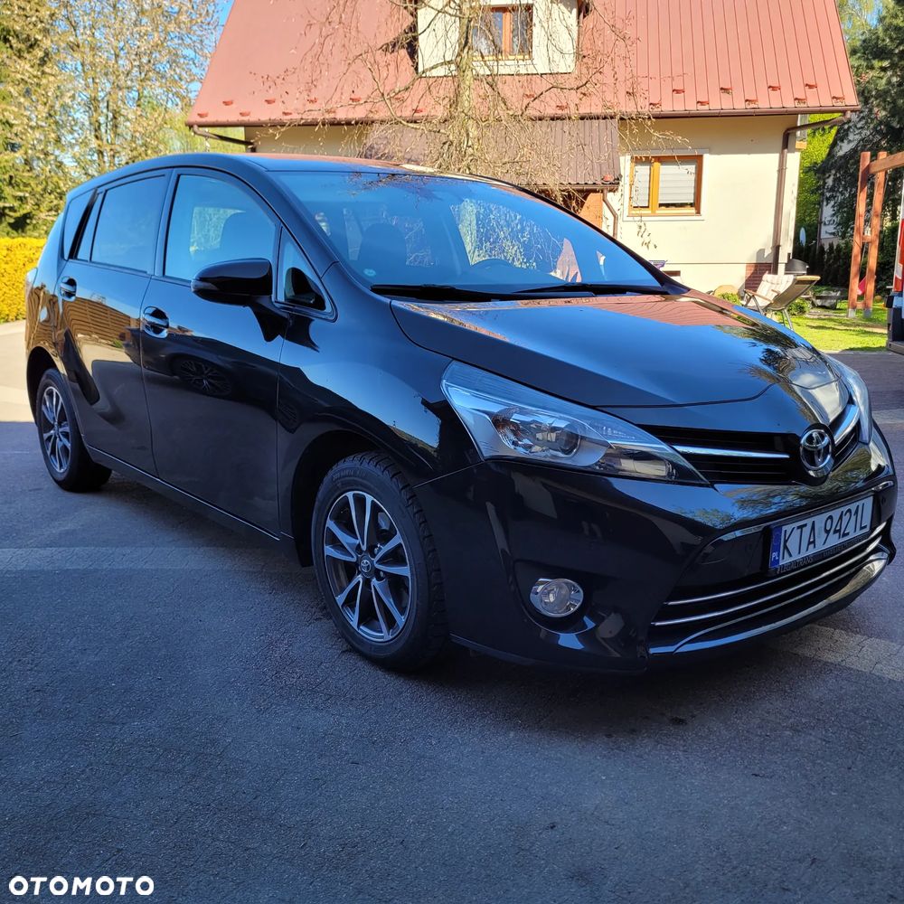 Toyota Verso 1.6 D-4D 5-Sitzer Start/Stop Executive - 4