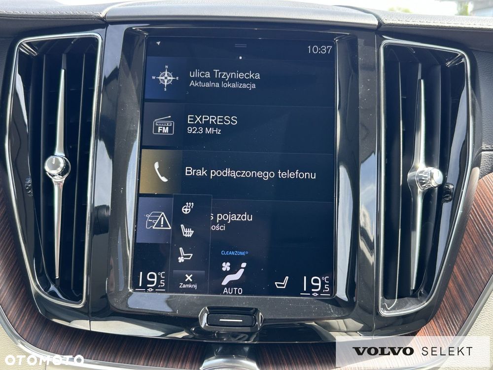 Volvo XC 60 - 19