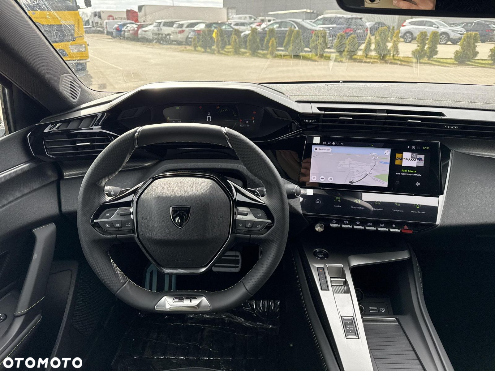 Peugeot 408 - 21