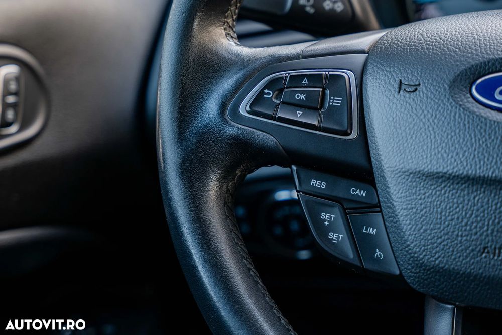 Ford EcoSport 1.0 EcoBoost Titanium - 14