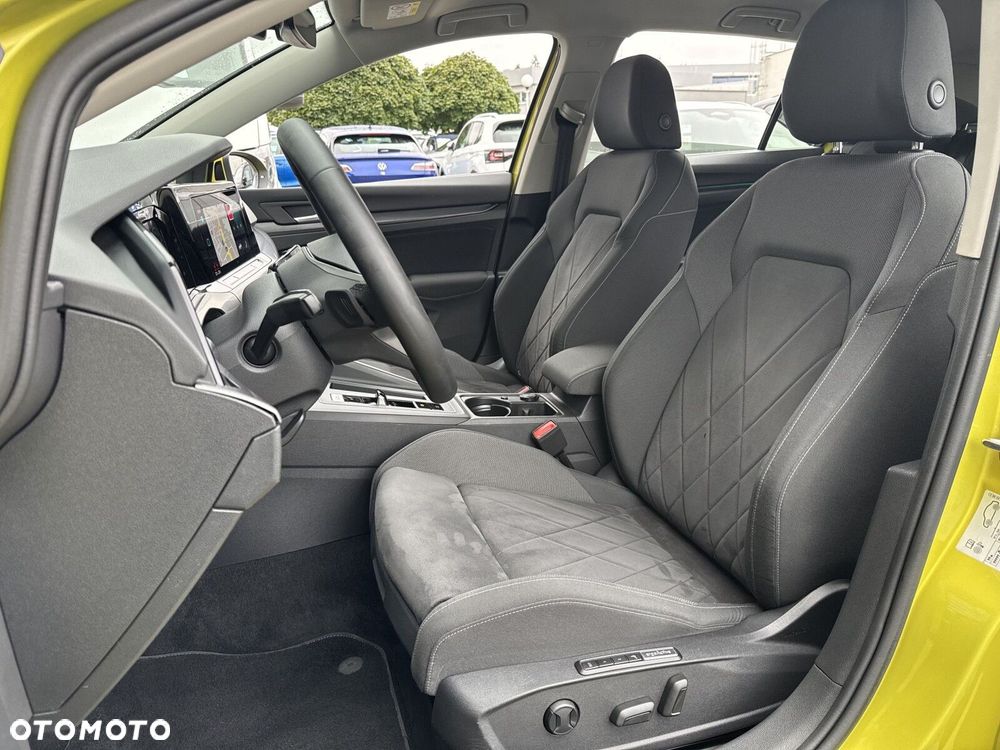 Volkswagen Golf 1.5 eTSI mHEV Style DSG - 9