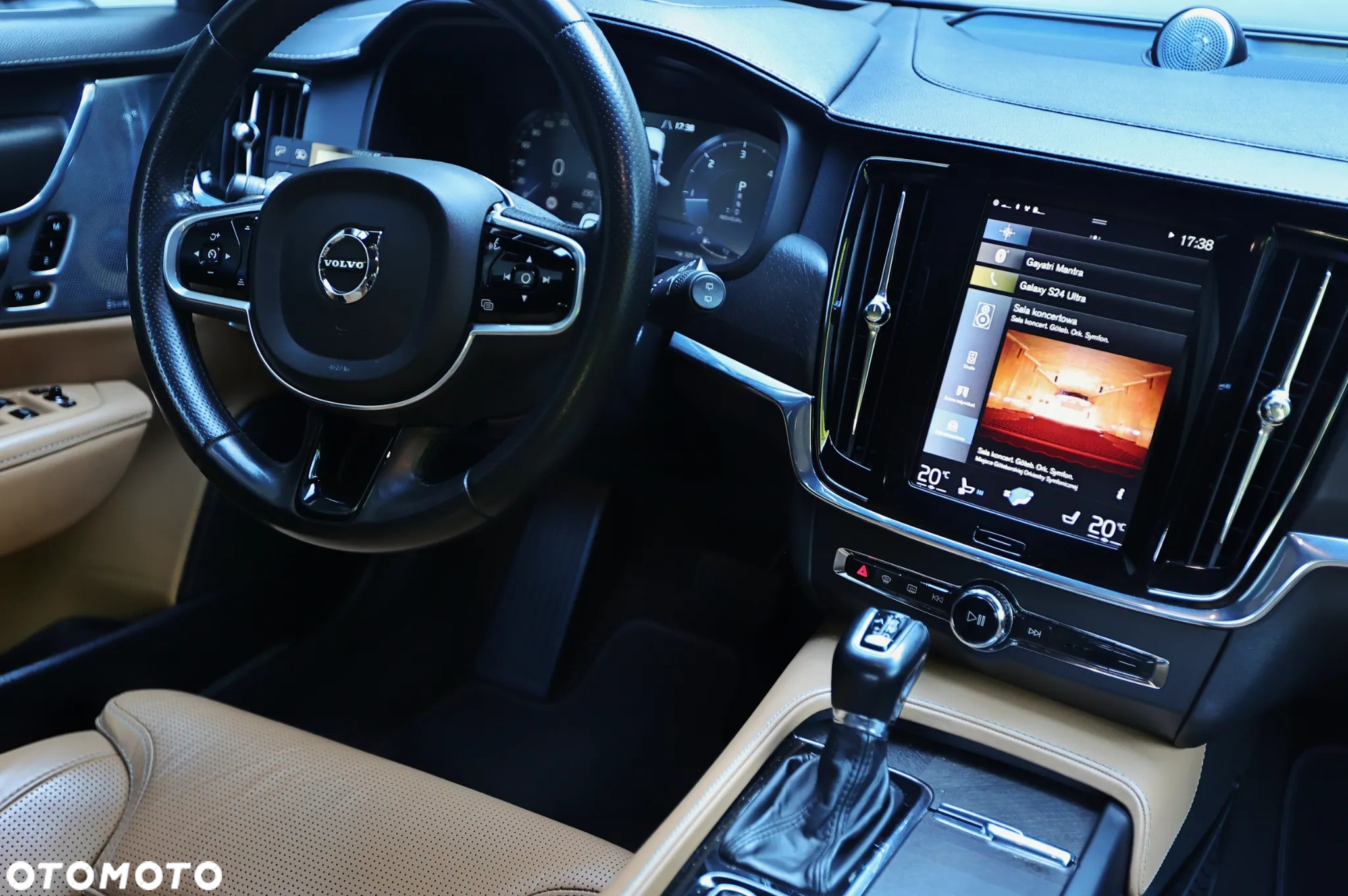 Volvo V90 D5 AWD Inscription - 24