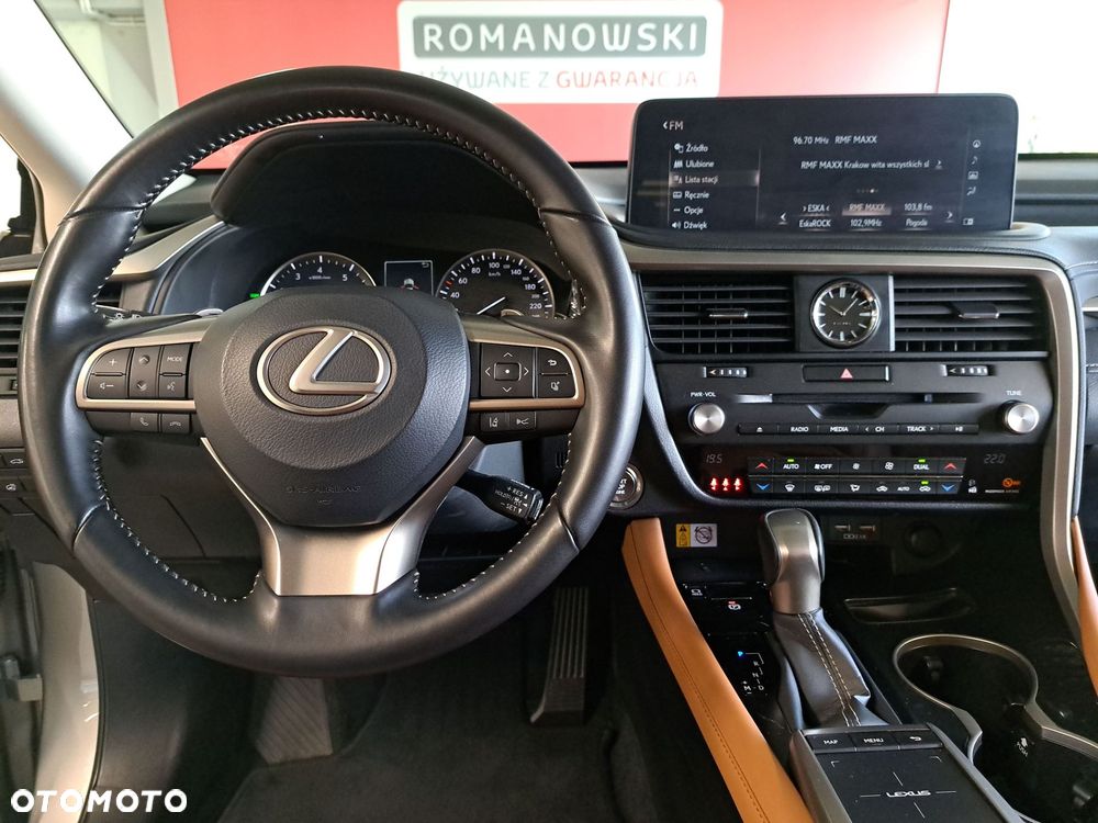 Lexus RX - 20