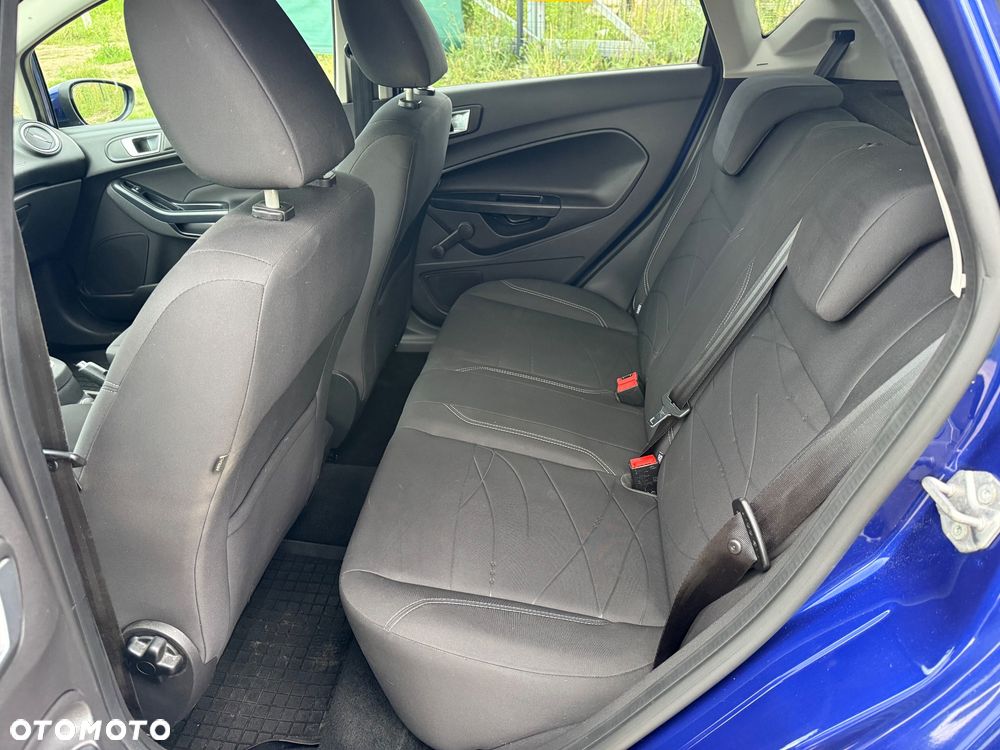 Ford Fiesta - 19