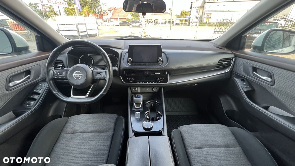 Nissan Rogue - 12