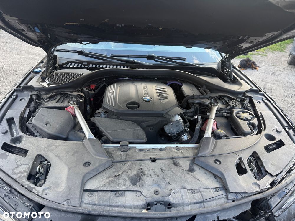 BMW Seria 5 520d MHEV M Sport sport - 3