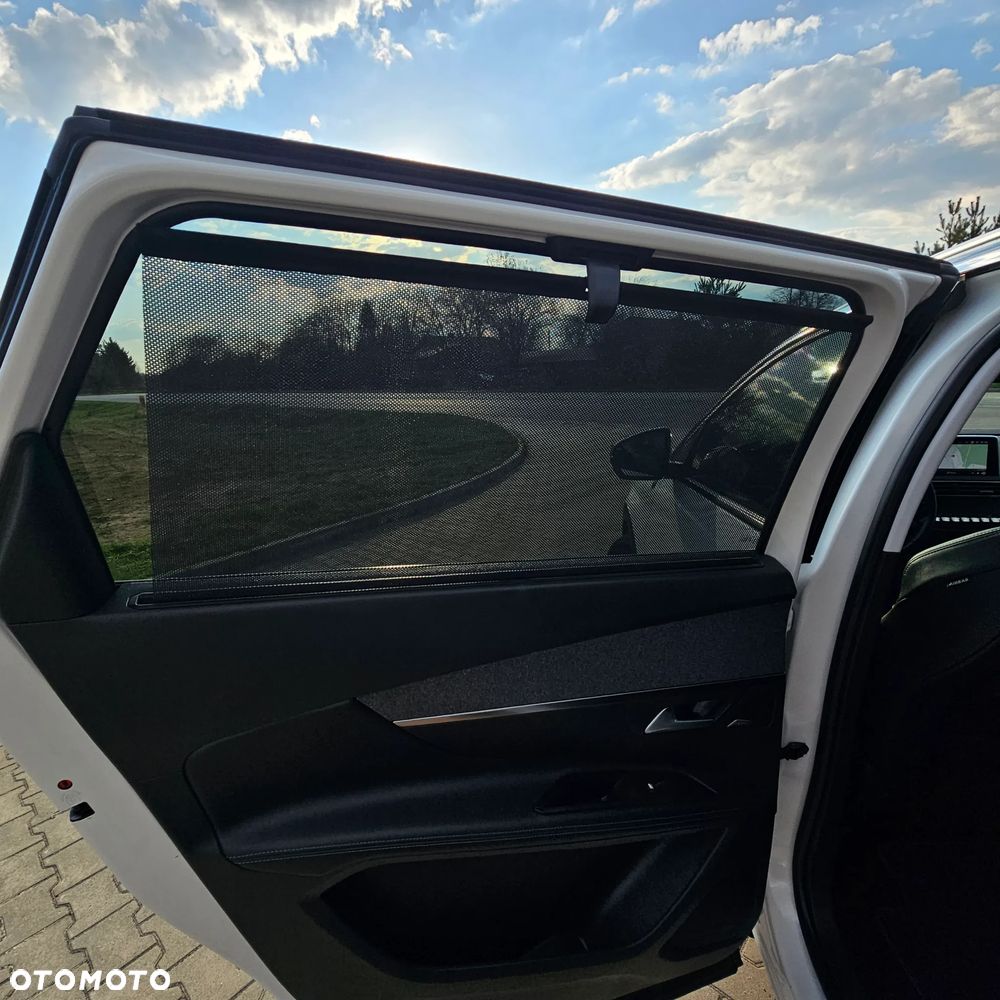 Peugeot 5008 1.6 PureTech Crossway S&S EAT8 - 17