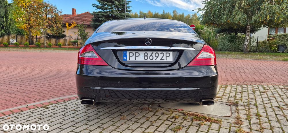 Mercedes-Benz CLS - 6
