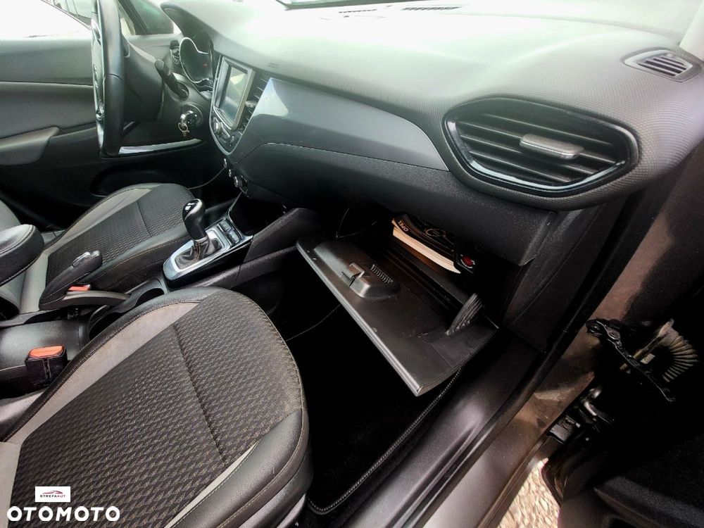 Opel Crossland X - 17