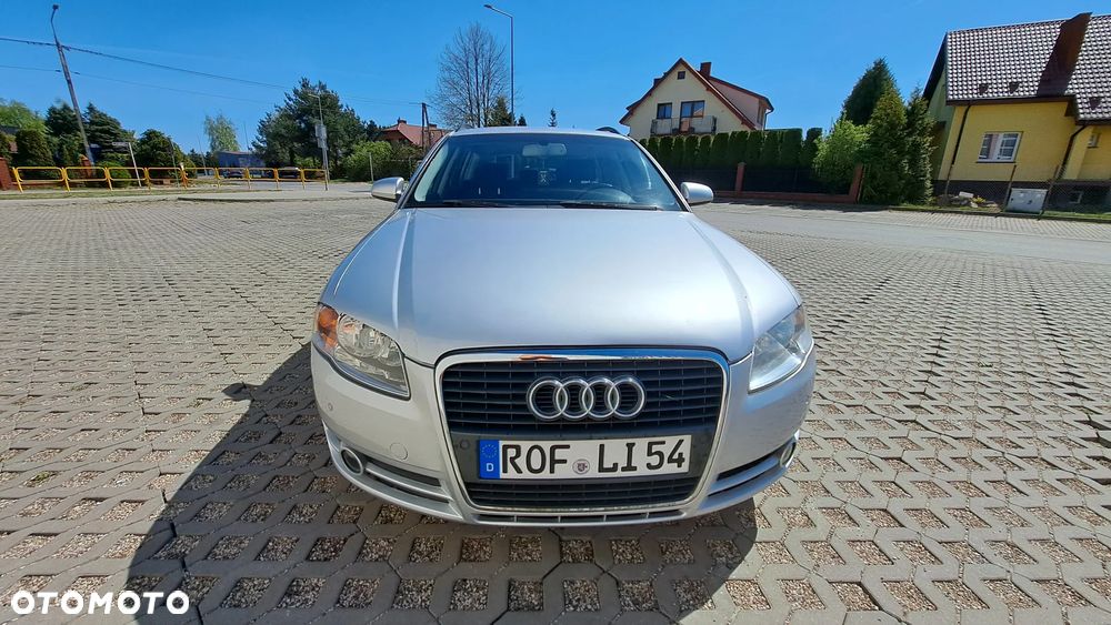 Audi A4 Avant - 1