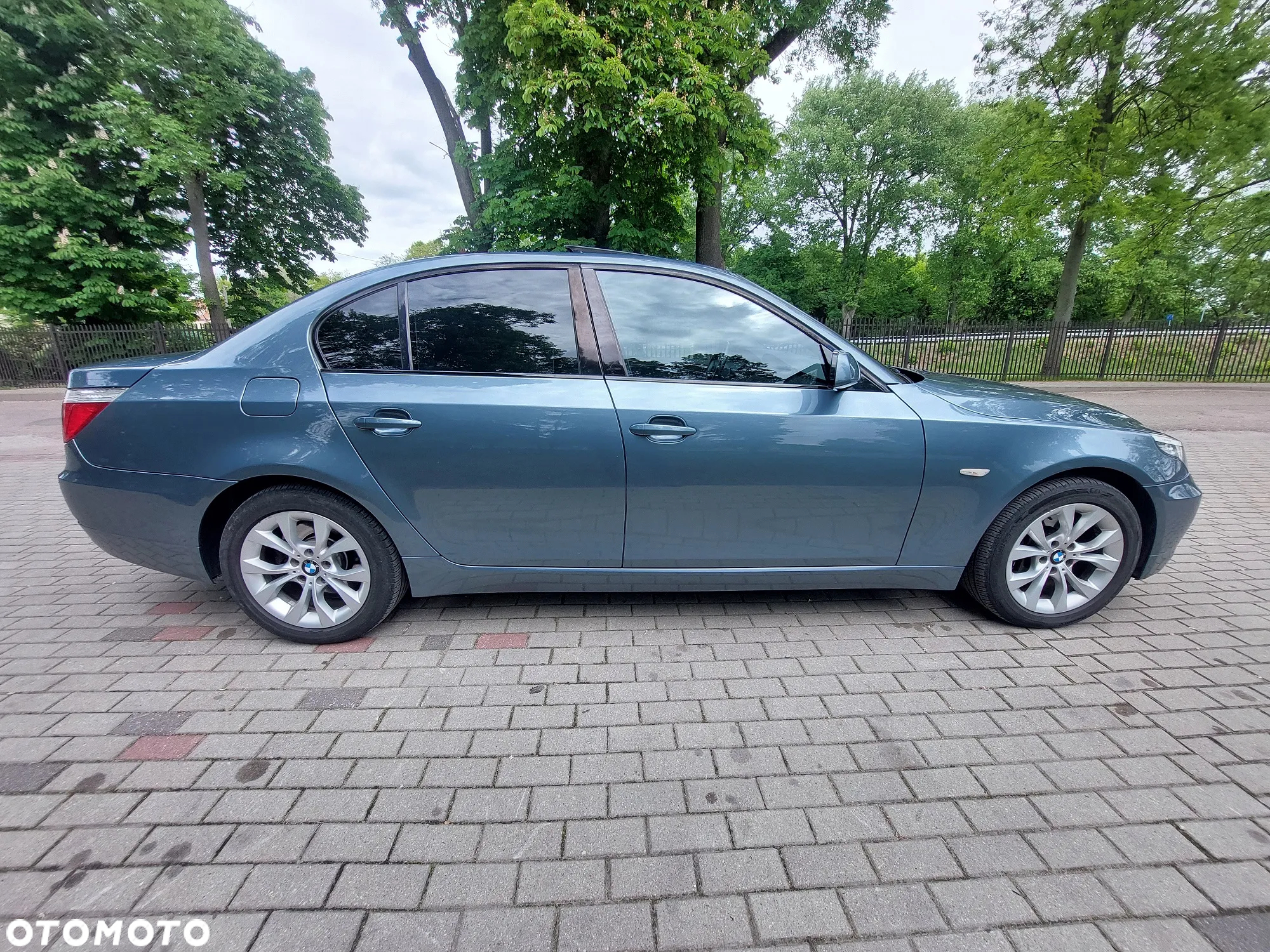 BMW Seria 5 530i xDrive - 11
