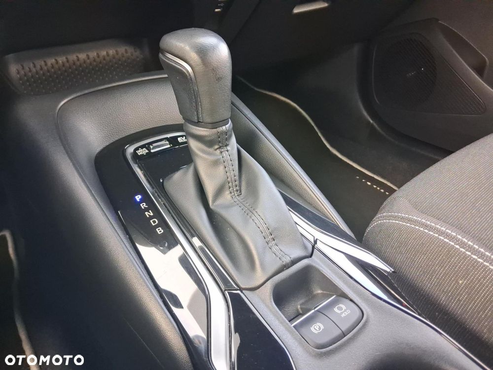 Toyota Corolla 1.8 Hybrid Comfort - 22