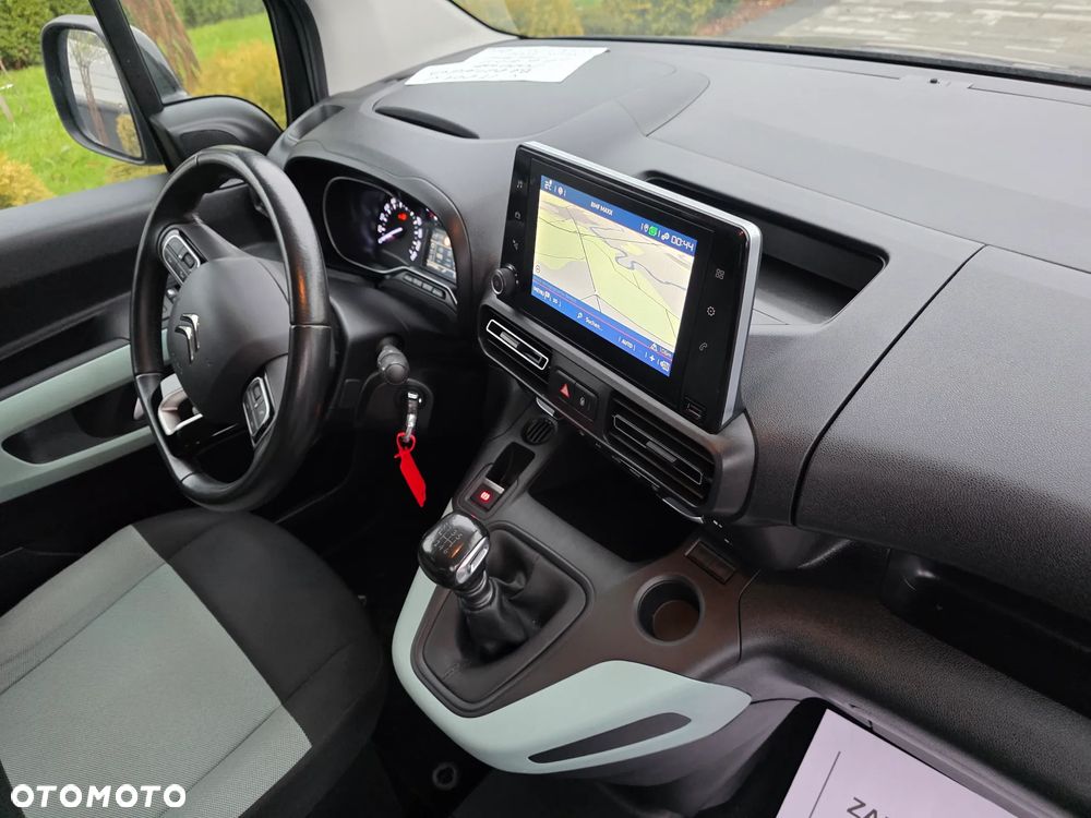 Citroën Berlingo XL BlueHDi 130 SHINE - 30