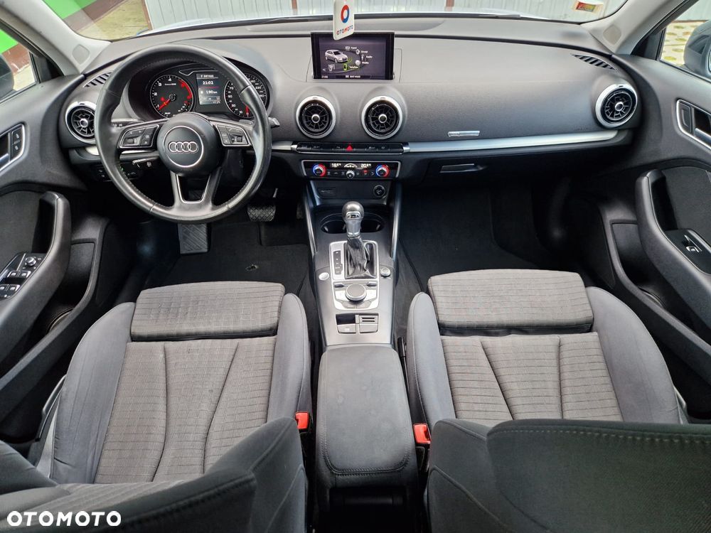 Audi A3 Sportback - 14