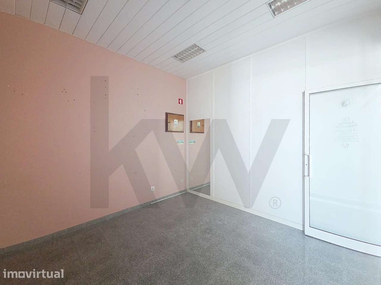 Oportunidade Única: Loja de 10m2 em Galeria Premium - Grande imagem: 3/6