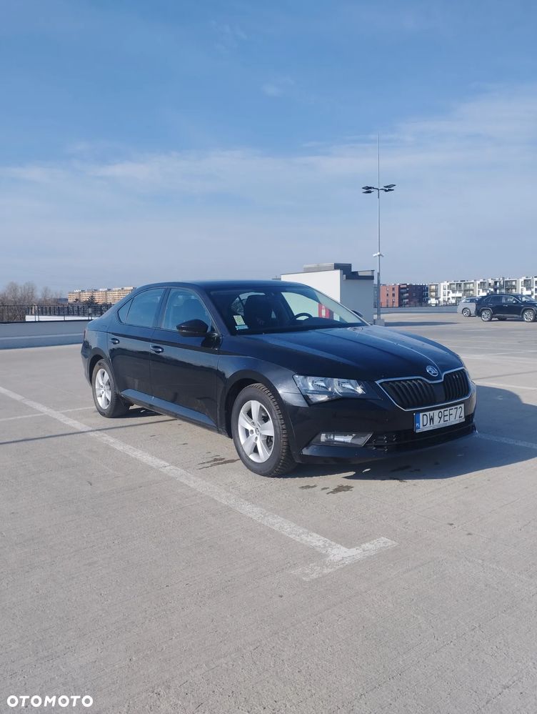 Skoda Superb 1.5 TSI ACT Active - 1