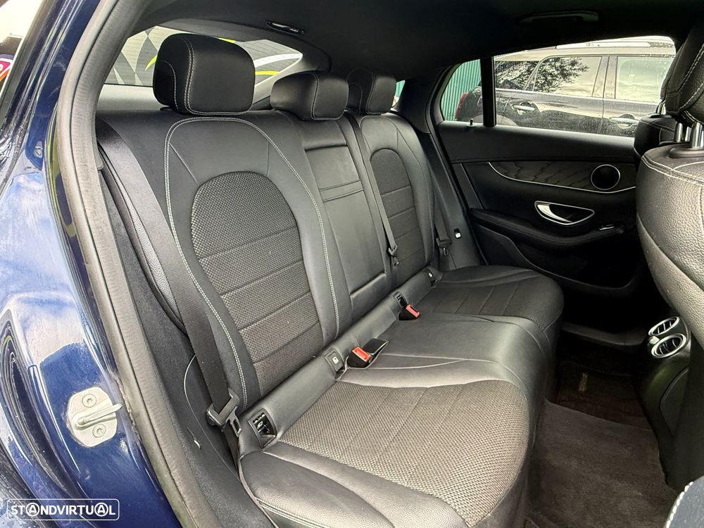 Mercedes-Benz GLC 220 d 4Matic 9G-TRONIC AMG Line - 21