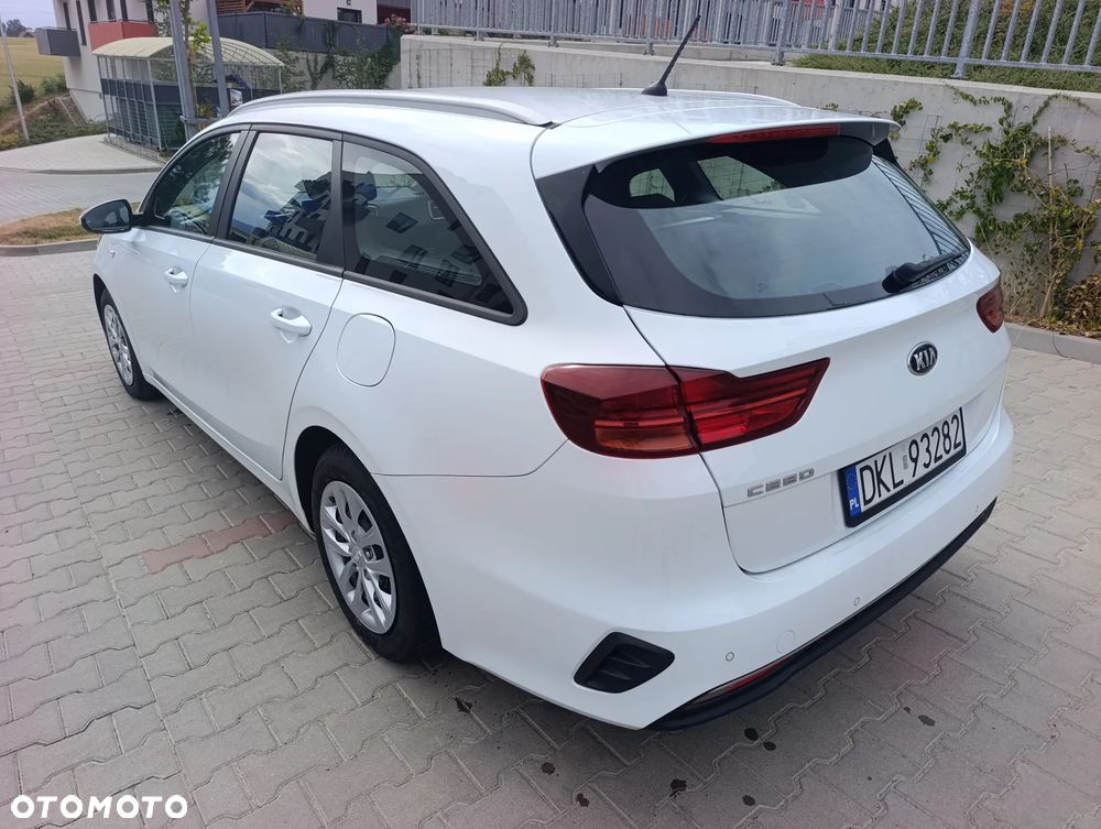 Kia Ceed - 7