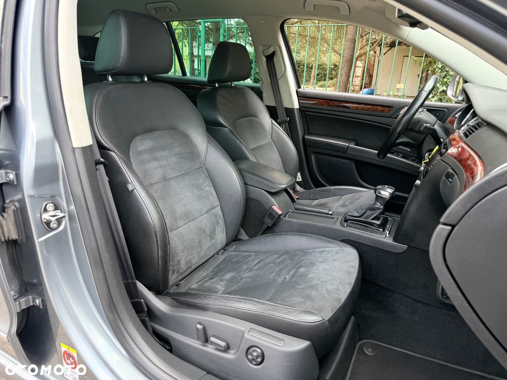 Skoda Superb 2.0 TDI Green tec DSG Elegance - 13