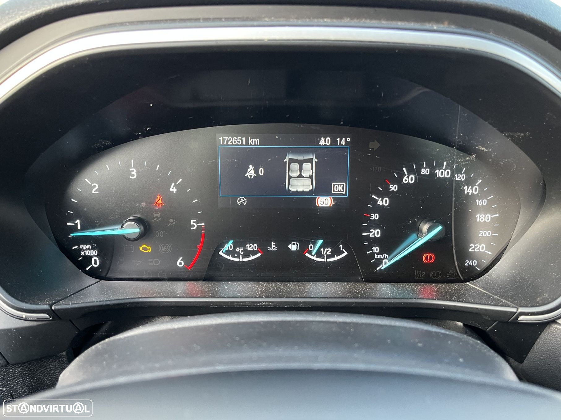 Ford Focus 1.5 TDCi EcoBlue Titanium - 9