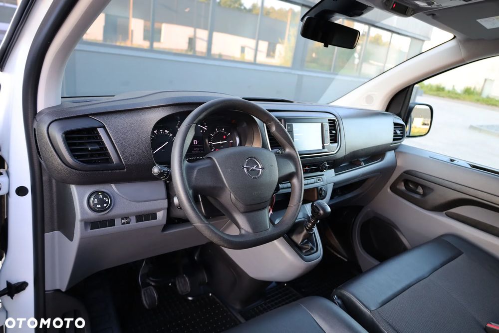 Opel Vivaro - 20