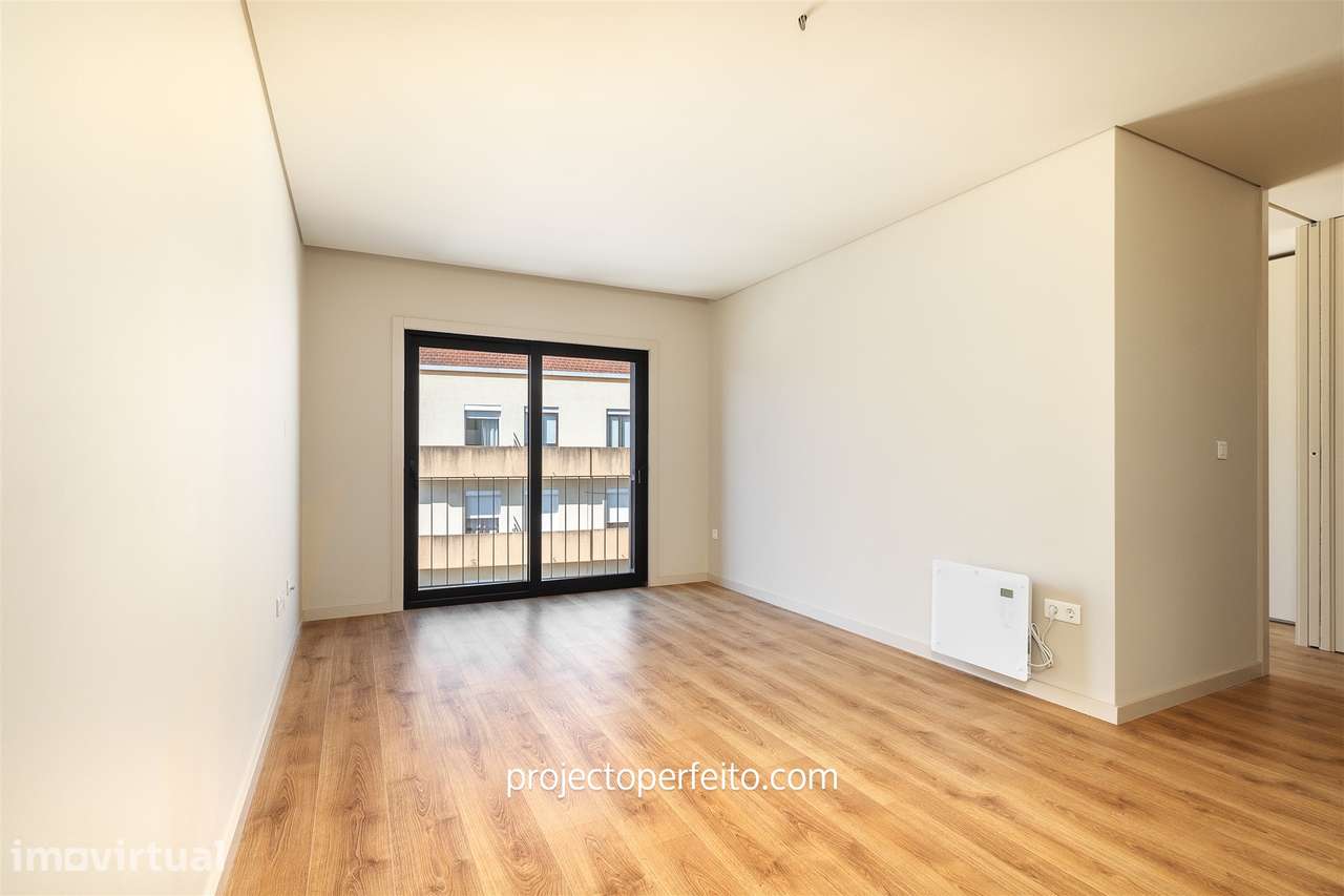 Apartamento T1 Venda em Cedofeita, Santo Ildefonso, Sé, Miragaia, São - Grande imagem: 2/15