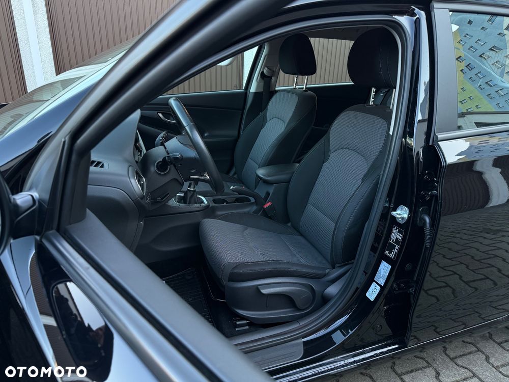 Hyundai i30 1.5 DPI Classic + - 6