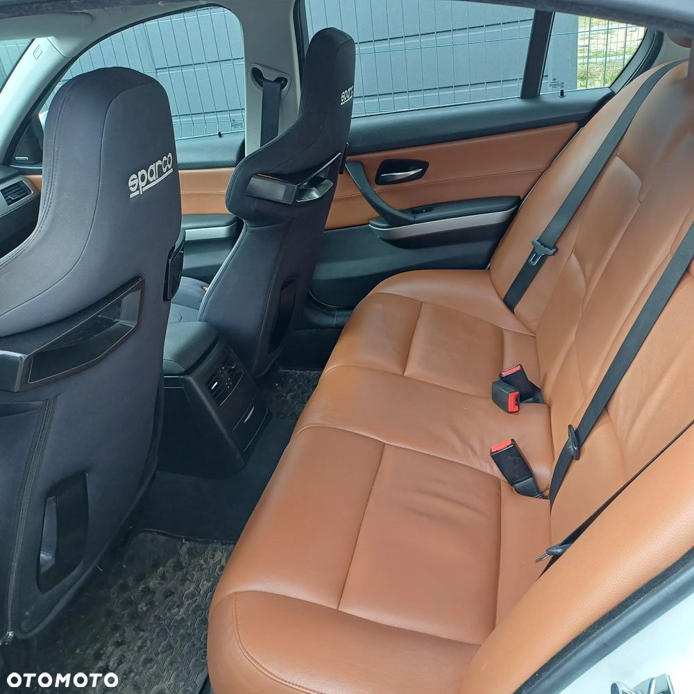 BMW Seria 3 330xd - 9