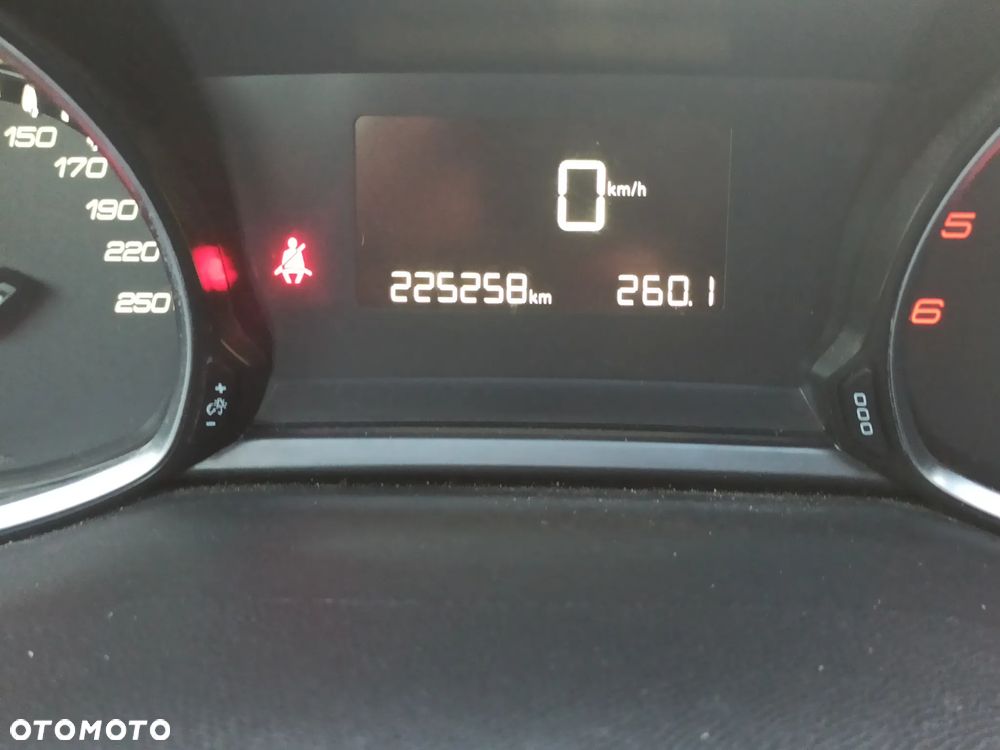 Peugeot 308 1.6 BlueHDi Business Line S&S - 7