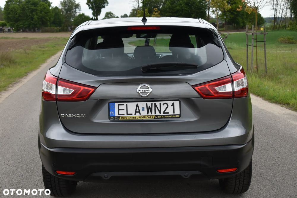 Nissan Qashqai 1.2 DIG-T N-Vision - 11