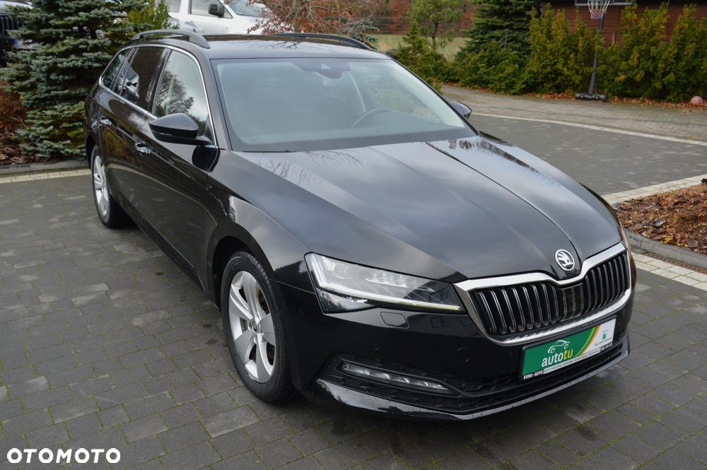 Skoda Superb 2.0 TDI SCR Sportline DSG - 10