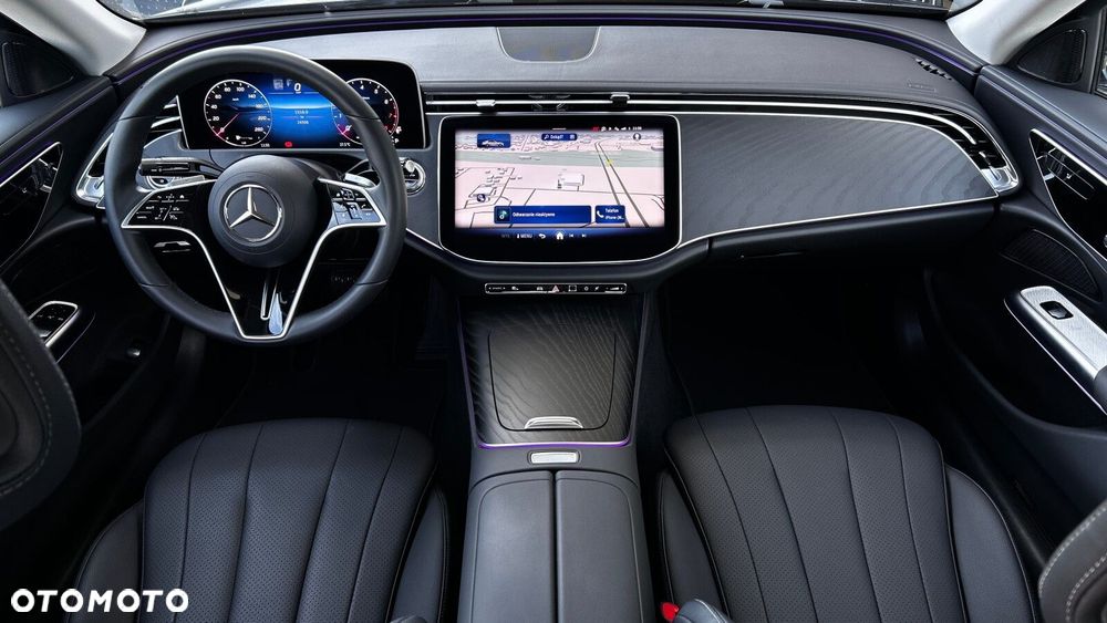 Mercedes-Benz Klasa E 200 mHEV 4-Matic Avantgarde 9G-Tronic - 13
