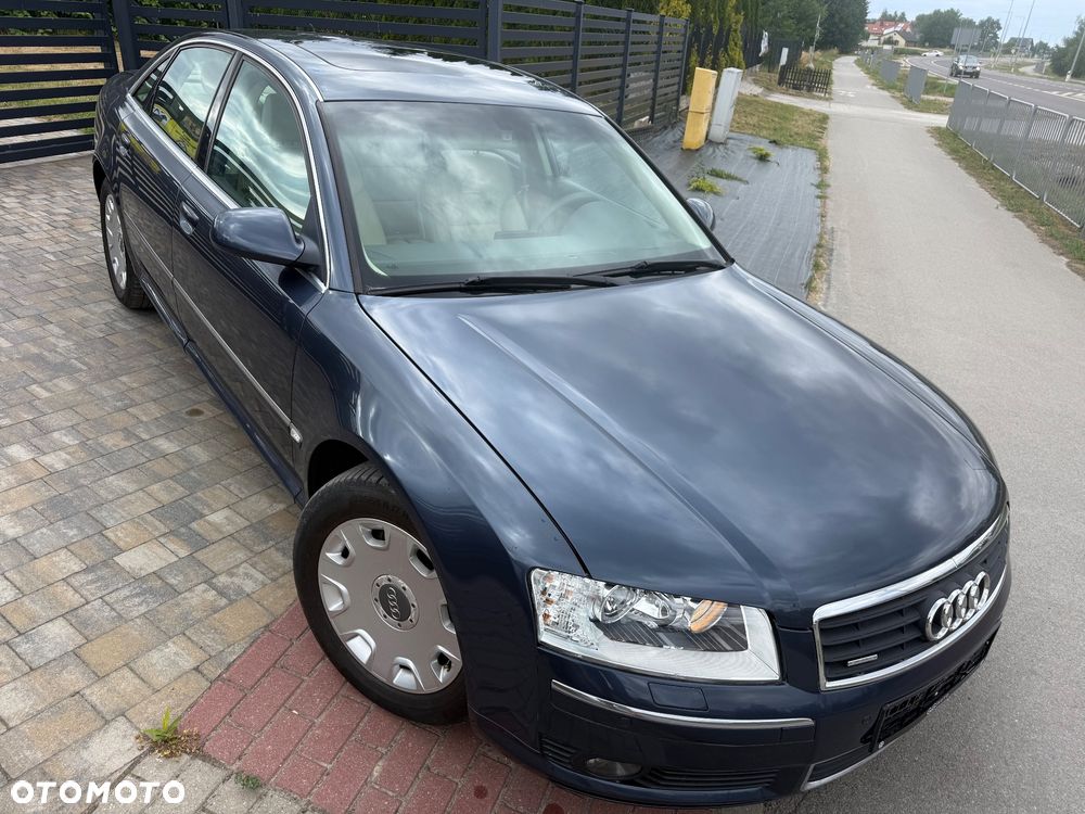 Audi A8 4.2 Quattro - 10