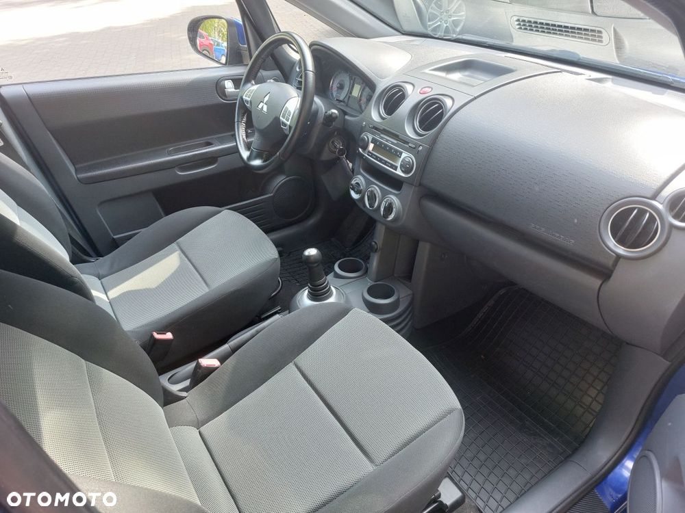 Mitsubishi Colt 1.3 Automatik Invite - 5