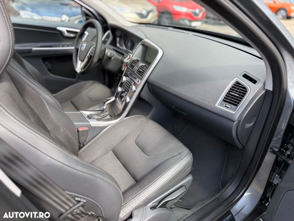 Volvo XC 60 D4 Geartronic Summum - 36