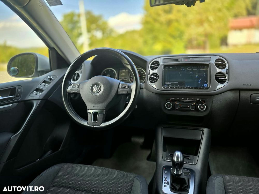 Volkswagen Tiguan 2.0 TDI 4Motion DSG Sport & Style - 11