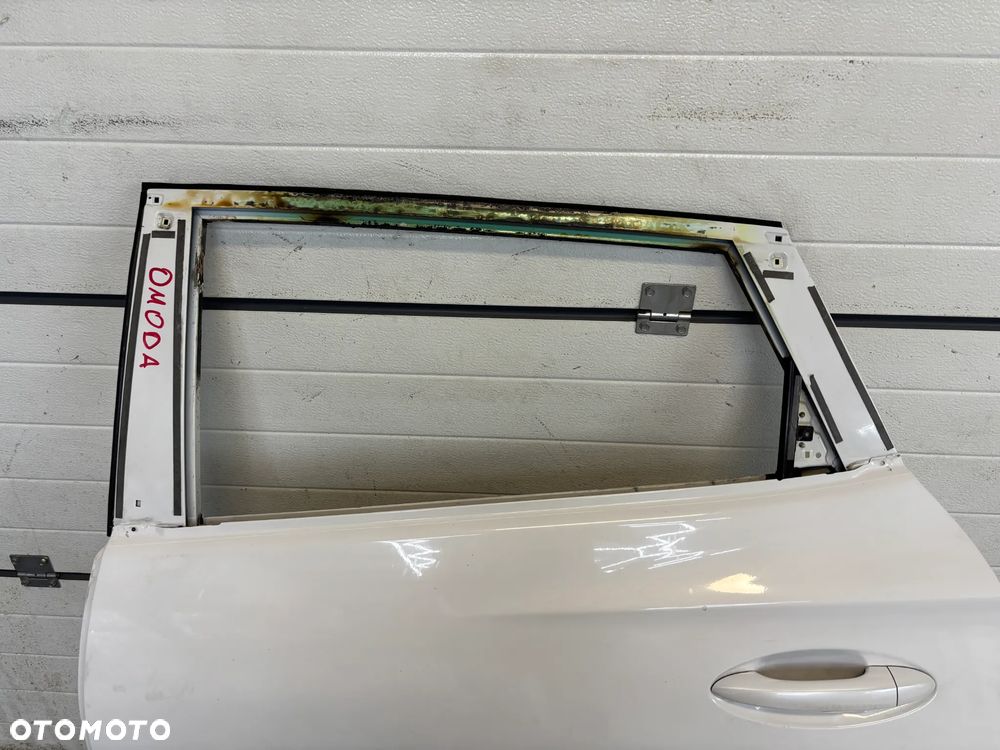 OMODA 5 V Chery Drzwi Lewy Tył 2025r Biała Perła - 4