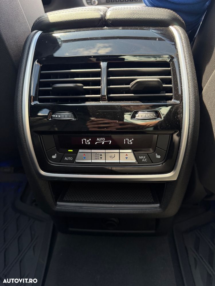 BMW X5 xDrive40i - 16