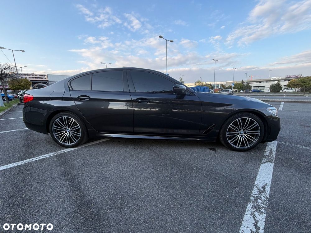 BMW Seria 5 530i M Sport Edition - 4