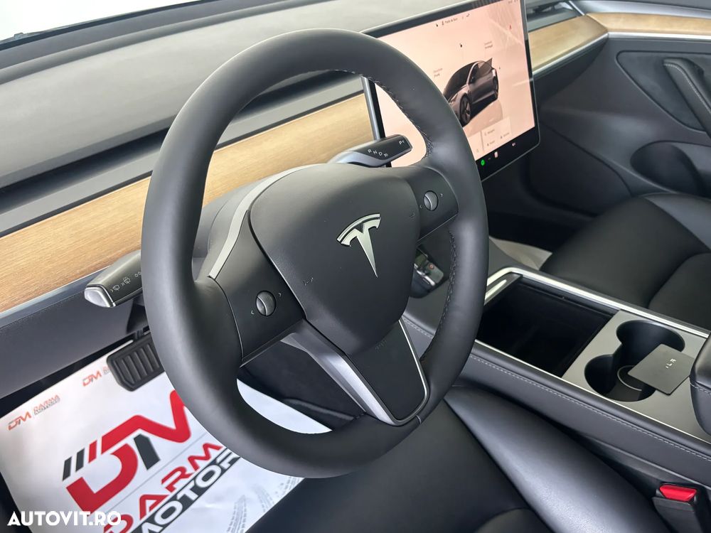 Tesla Model 3 Langstreckenbatterie Allradantrieb Dual Motor - 11