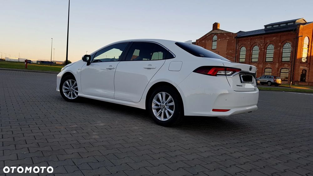 Toyota Corolla 1.8 Hybrid Comfort - 3