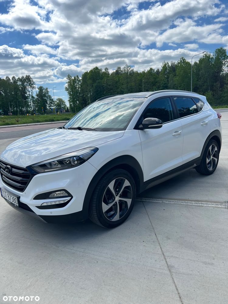 Hyundai Tucson 1.7 CRDI BlueDrive Style 2WD - 15
