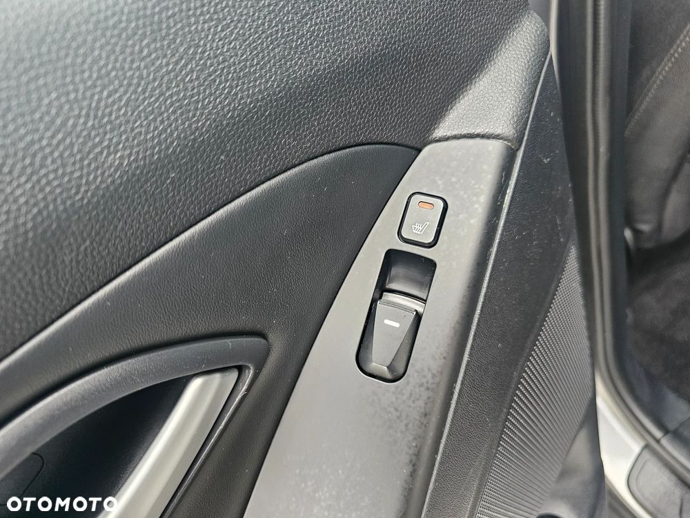 Hyundai ix35 2.0 CRDi 4WD Automatik Premium - 20