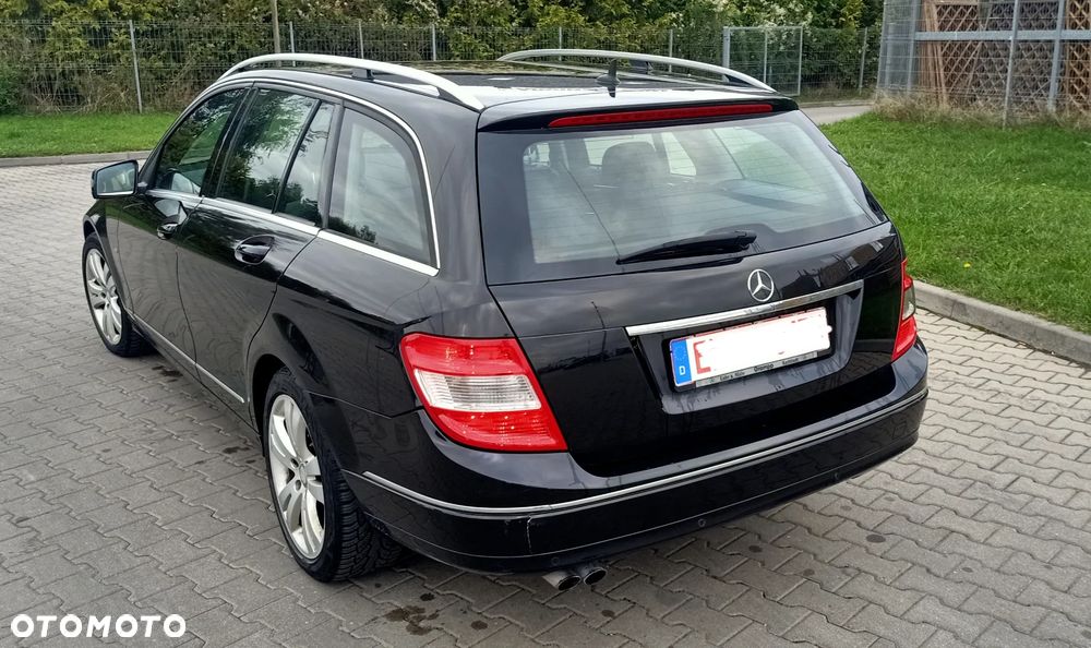 Mercedes-Benz Klasa C 180 Kompressor BlueEFFICIENCY Elegance - 3