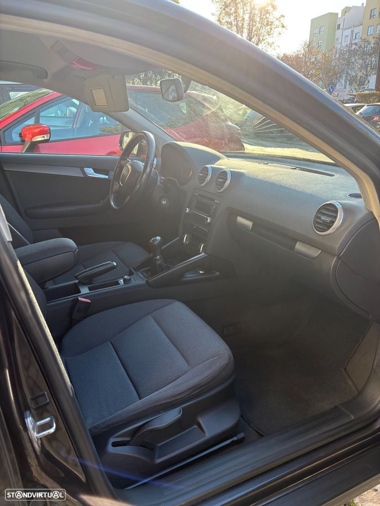 Audi A3 Sportback 1.6 TDI Attraction - 6