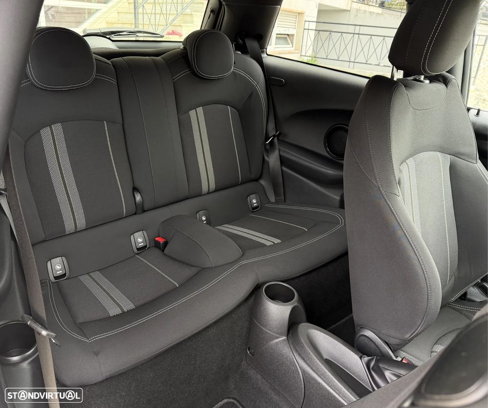 MINI 3 Portas One - 20