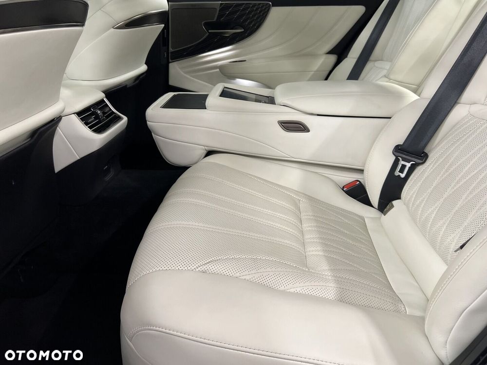 Lexus LS 500h Omotenashi AWD - 12