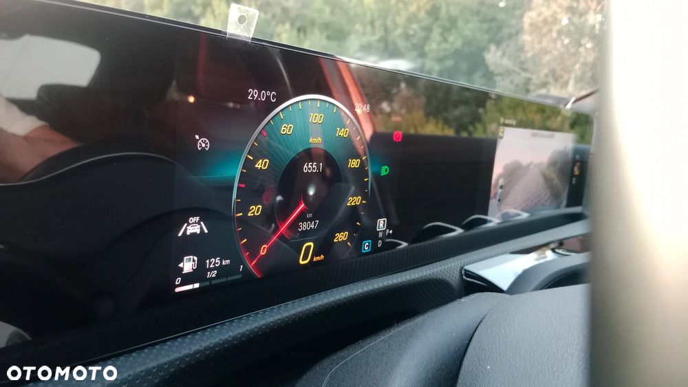Mercedes-Benz Klasa A 200 AMG Line 7G-DCT - 9