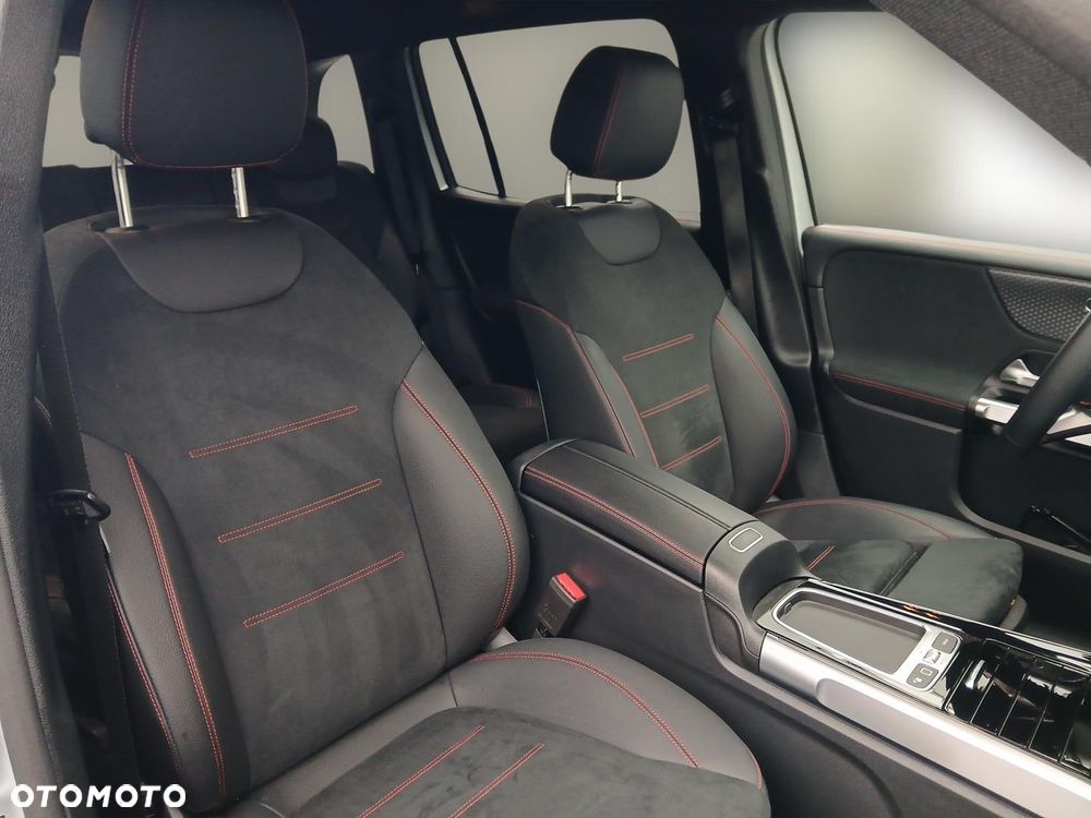 Mercedes-Benz GLB 220 4Matic 8G-DCT AMG Line Advanced Plus - 11